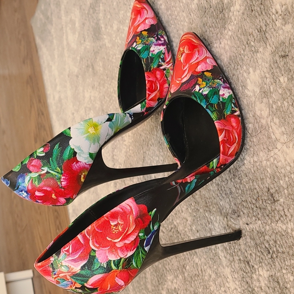 Steve Madden floral High heels